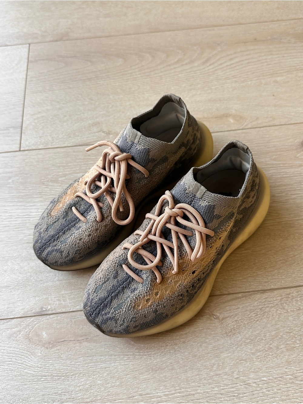 Yeezy Boost 380 Mist Size 6 with Original Box
